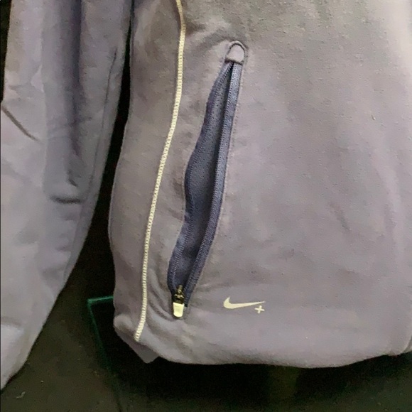 Nike  full zip jacket - Picture 2 of 3